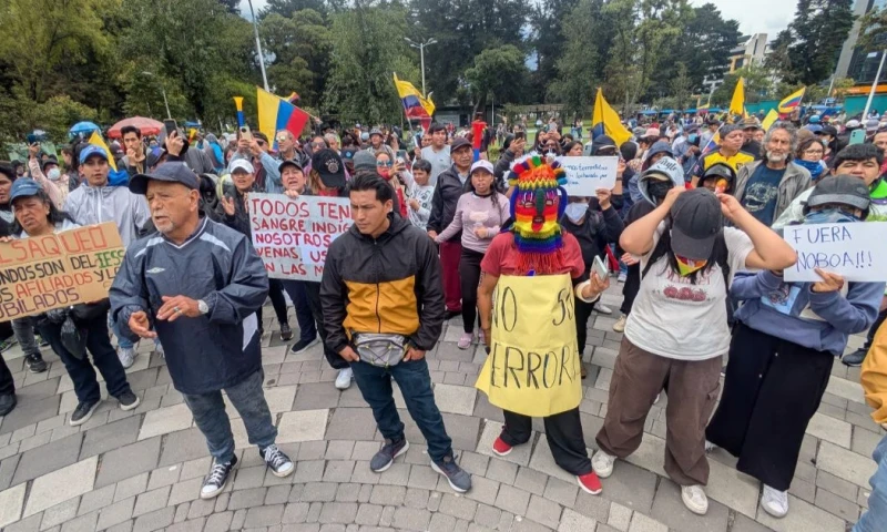 Analistas advierten que la prolongación de las protestas y la caída del precio del petróleo agravan la percepción de fragilidad económica / Foto: cortesía Conaie