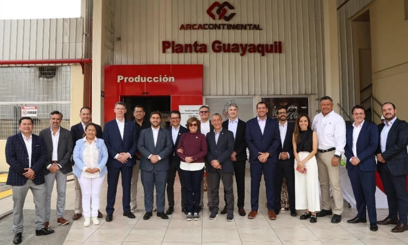 Arca Continental informó que incorporó 600 nuevos trabajadores en sus tres negocios / Foto: cortesía Arca Continental