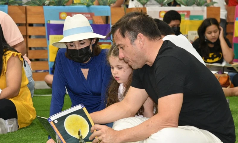 "¡Objetivo cumplido!" afirmó Gloria Gallardo, presidenta de la Empresa Pública de Turismo / Foto: cortesía FIL Guayaquil 