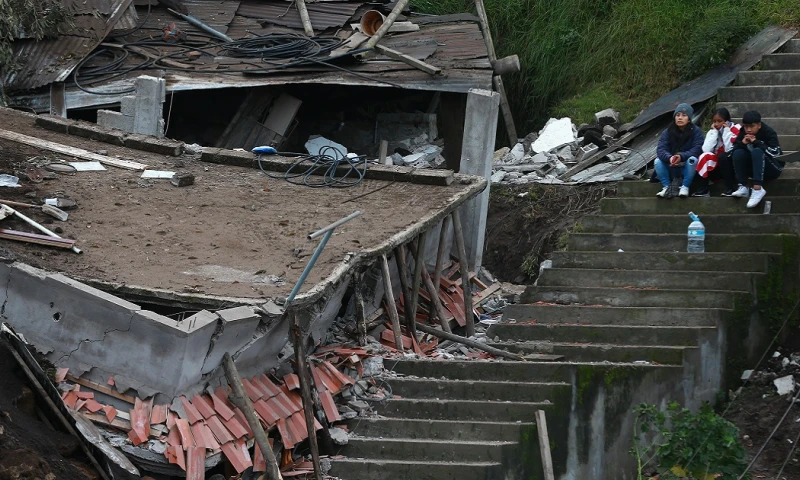 Bajo los escombros y toneladas de tierra quedan aún 39 cuerpos por recuperar, según el reporte publicado el lunes por la Secretaría General de Riesgos / Foto: EFE