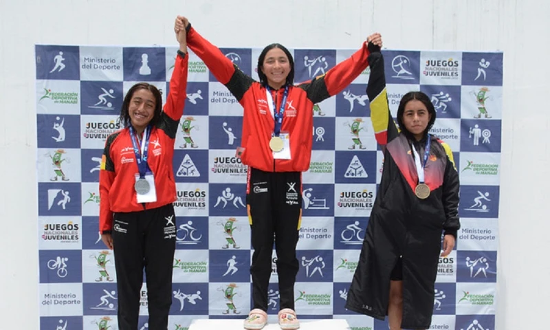 La competencia empezó en la piscina olímpica de Picoazá. Rafaela Coello impuso una nueva marca en los 1.500 metros estilo libre / Foto: cortesía ministerio de Deporte 