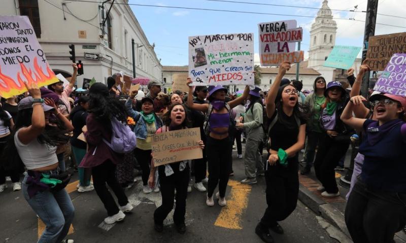 La marcha más multitudinaria se produjo en Quito  / Foto: EFE
