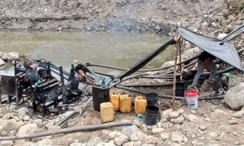Un aspecto alarmante es la presencia de minería ilegal dentro de áreas protegidas del país / Foto: cortesía Policía Nacional