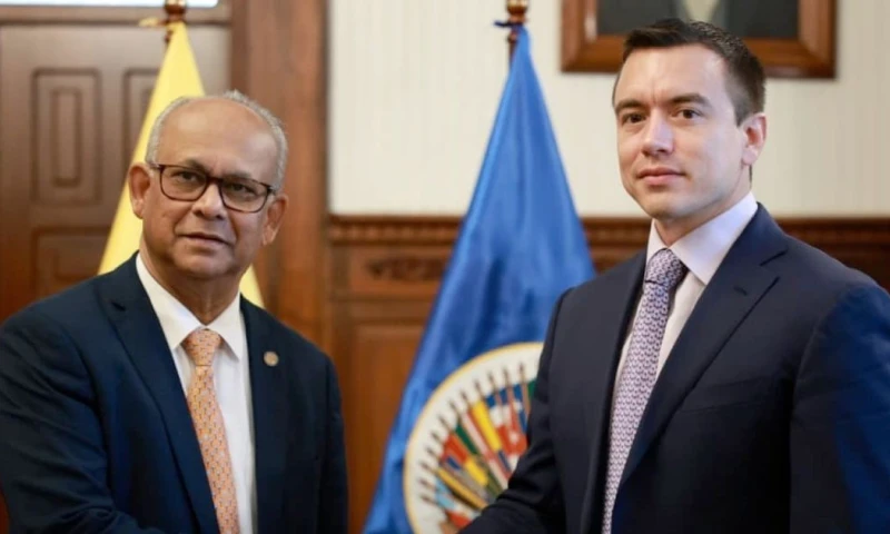 El presidente Daniel Noboa recibió al secretario general de la OEA, Albert R. Ramdin / Foto: cortesía Presidencia