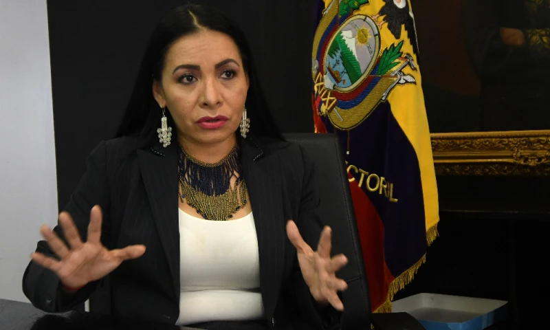 Diana Atamaint preside del Consejo Nacional Electoral. Foto El Universo