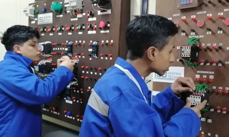 Las carreras técnicas ofrecen altas oportunidades de empleo y emprendimiento / Foto: cortesía Central Técnico