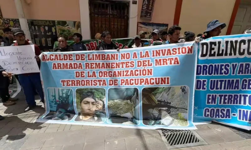 La concentración de los mineros y pobladores de La Rinconada empezó este lunes en uno de los mercados de la ciudad de Juliaca / Foto: cortesía Pachamama Radio