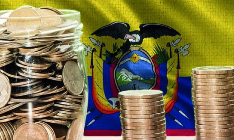 El director de la consultora Dynamo, señala que la economía ecuatoriana continúa dependiendo principalmente de sectores como servicios y comercio / Foto: cortesía 