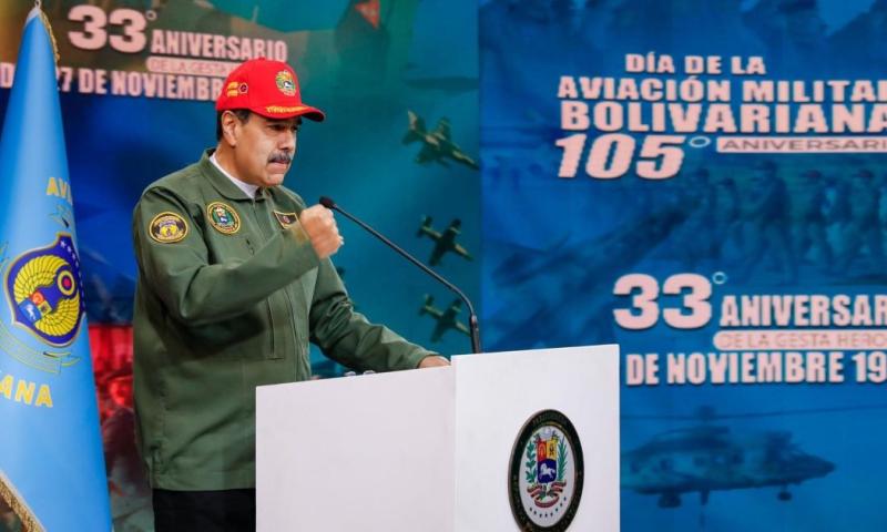 Maduro aseguró estar confiado en la victoria en caso de que su país se declare como "república en armas" / Foto: EFE
