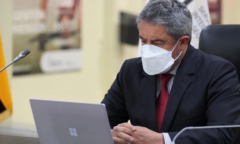 Ecuador pasa a "luz roja" por el repunte de contagios de covid-19/ Foto: cortesía Ministerio de Salud