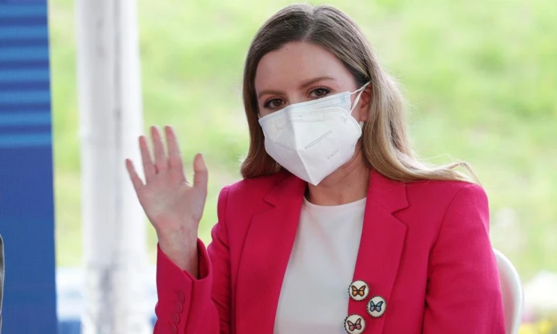 Cinco mujeres y tres hombres liderarán el frente social de Guillermo Lasso / Foto: EFE