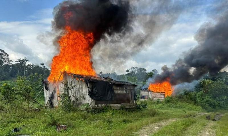 Las operaciones militares contra la minería ilegal se han intensificado en los últimos meses en Ecuador / Foto: cortesía Ministerio de Defensa