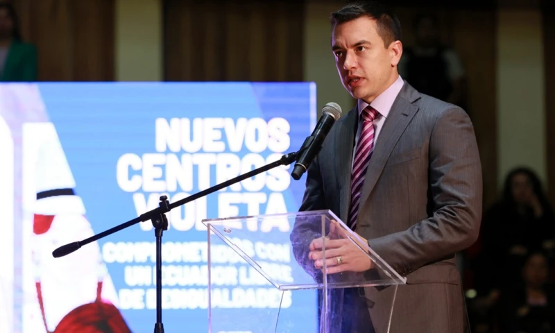 El presidente Daniel Noboa conmemoró el Día Internacional de la Eliminación de la Violencia contra la Mujer / Foto: cortesía Presidencia