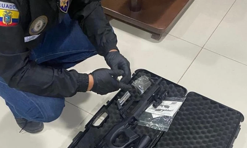 18 personas fueron detenidas por delincuencia organizada en 6 provincias / Foto: Cortesía Fiscalía General