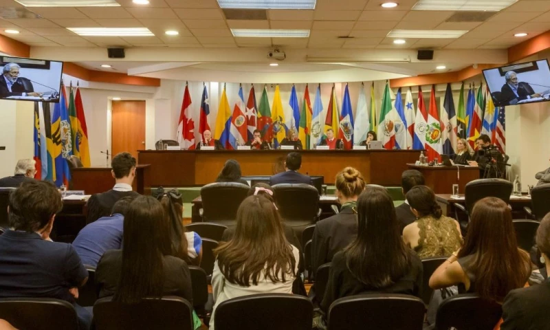 Dos agentes fueron condenados a ocho años de prisión por muerte debido a tormentos corporales / Foto: EFE