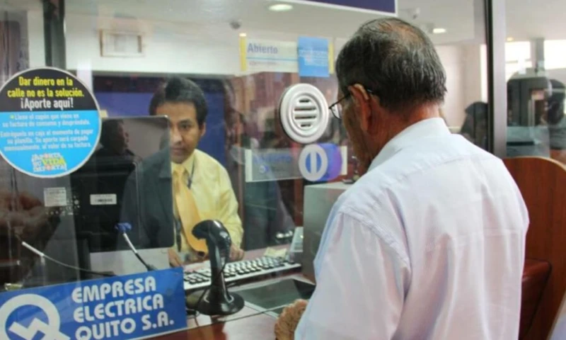 Las tarifas de alumbrado eléctrico, bomberos y recolección de basura permanecerán sin cambios / Foto: cortesía El Comercio 