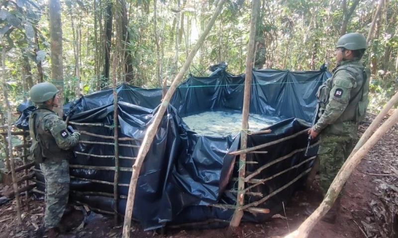 El hallazgo se produjo durante una operación militar en la línea de flujo del sistema hidrocarburífero nacional / Foto: cotesía Fuerzas Armadas 