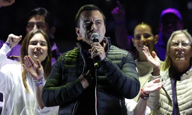 El Ministerio del Interior indicó este viernes que aprehendieron a 12 personas en 200 allanamientos / Foto: EFE