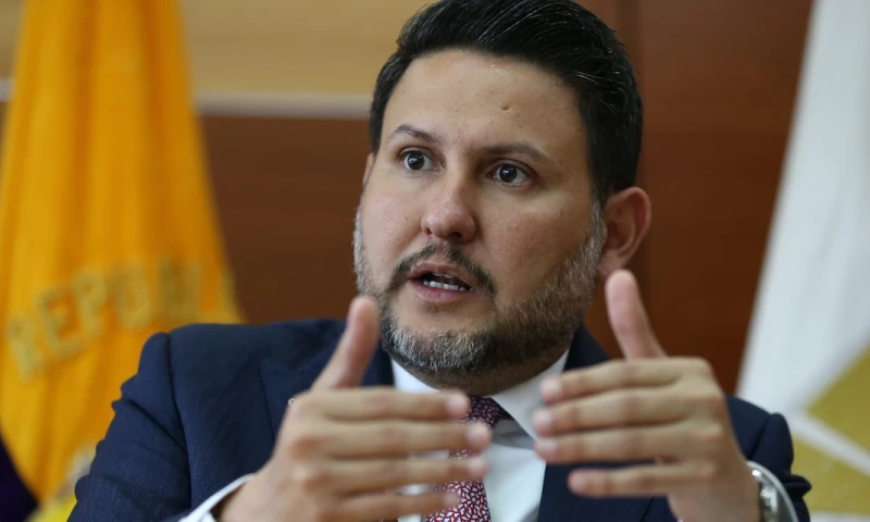 Explosiones de 2 bombas contra Policía y Fiscalía dejan un herido / Foto EFE