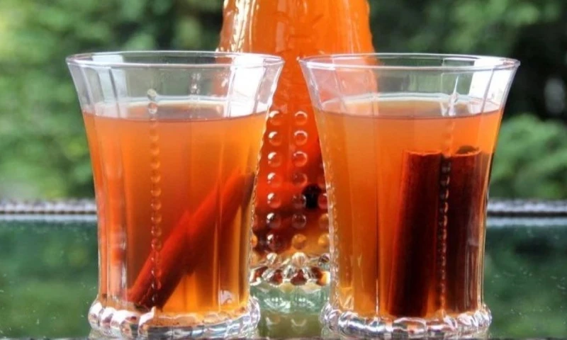 El canelazo es una bebida tradicional quiteña especialmente popular en fiestas de la ciudad / cortesía Laylita