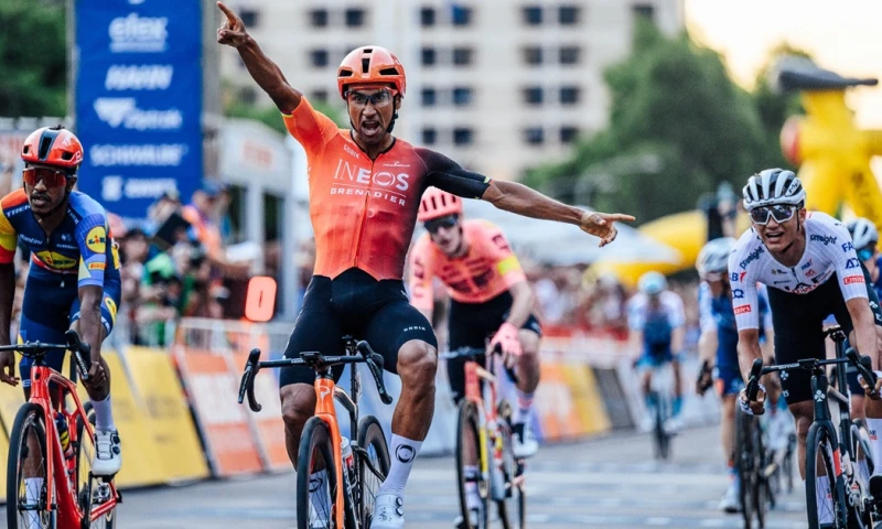 El ciclista de Sucumbíos se impuso en el criterium Down Under Classic./ Foto: cortesía Ineos