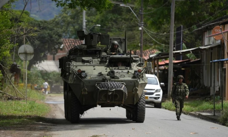 Las autoridades informaron de un total de 24 atentados en los departamentos del Cauca y Valle del Cauca / Foto: EFE