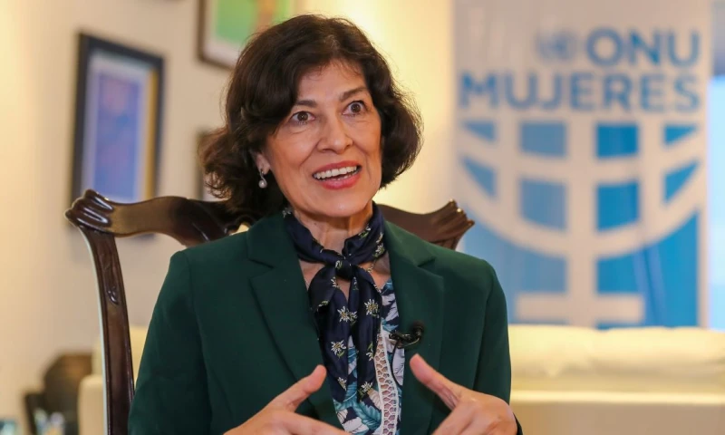 La representante de ONU Mujeres también recordó que el 46 % de los nuevos emprendimientos están a cargo de mujeres / Foto: EFE