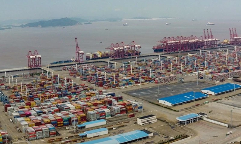 El lote de vehículos zarpó desde el puerto de Ningbo / Foto: cortesía 