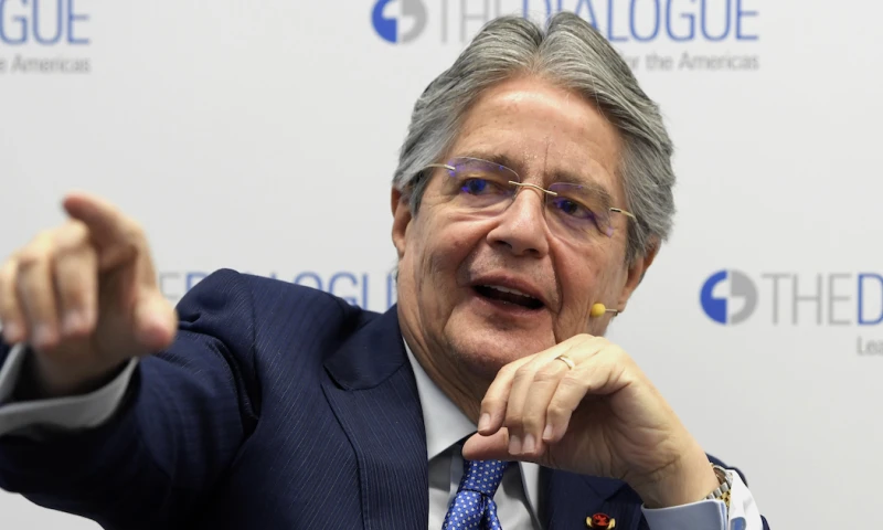 Lasso destaca cifras de empleo adecuado en 2022 / Foto: EFE