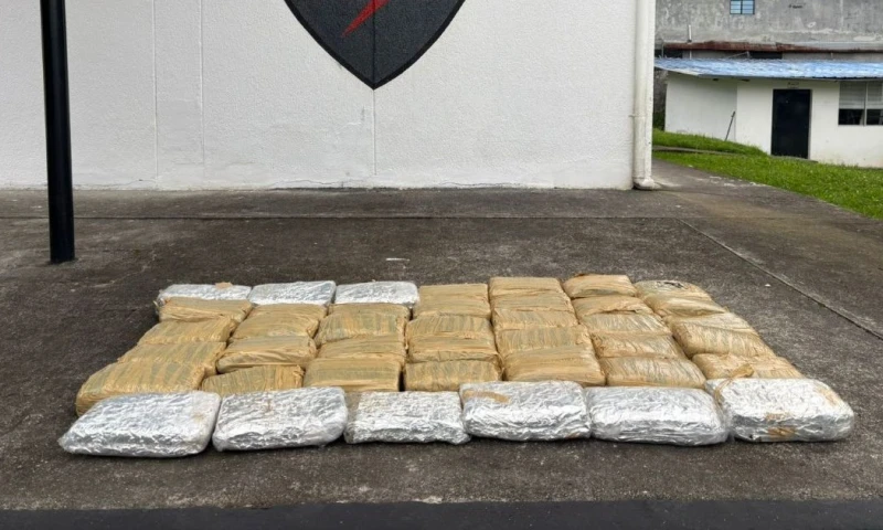 El peso neto de la droga decomisada ascendió a 39,77 kilogramos / Foto: cortesía Policía Nacional