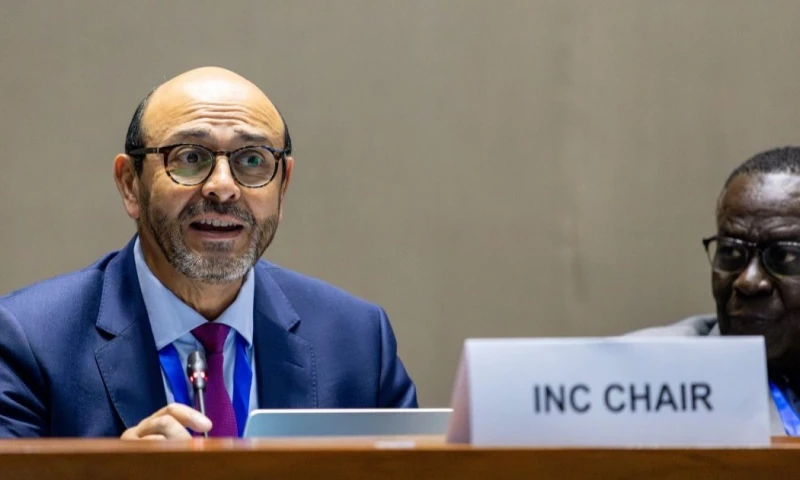 La renuncia fue adelantada el 7 de octubre por el diario británico The Guardian / Foto: cortesía Luis Vayas Valdivieso