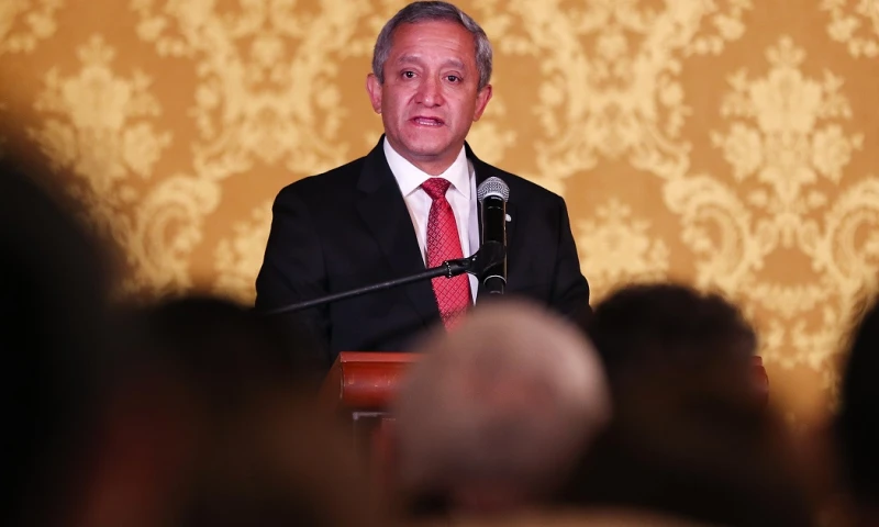 El gobierno destina 4.000 policías y militares a reforzar frontera con Colombia / Foto: EFE