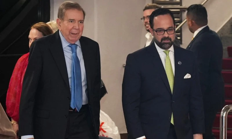 González Urrutia, exiliado en España desde septiembre pasado, será recibido por el jefe de Estado dominicano, Luis Abinader, y miembros de su Gobierno en el Palacio Nacional en Santo Domingo./ Foto: cortesía EFE