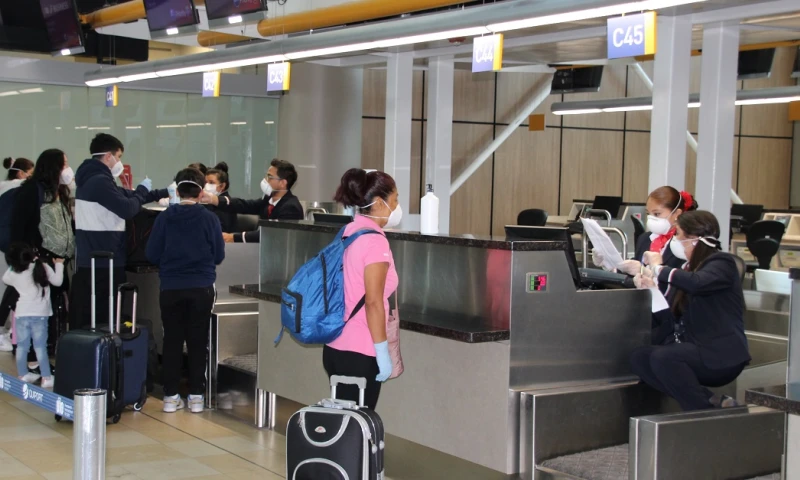 Ecuador confirma el primer caso de la variante británica del coronavirus / Foto: EFE