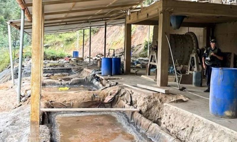 Diversas bandas criminales han realizado decenas de atentados armados contra minas de oro en Pataz / Foto: cortesía Diario El Peruano