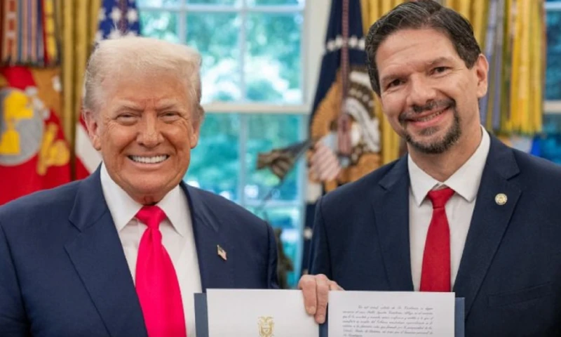 La ceremonia tuvo lugar en la Casa Blanca con el presidente de EE.UU., Donald Trump./ Foto: cortesía