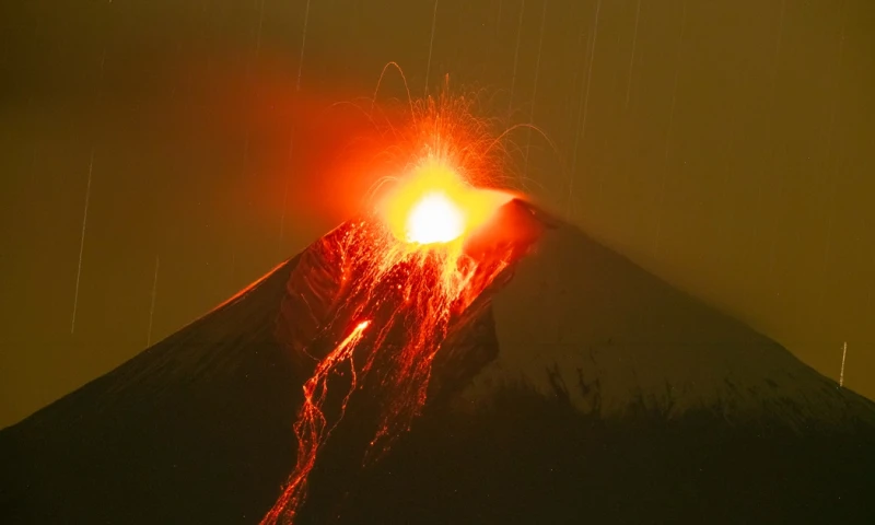  En las últimas 24 horas se han registrado 918 explosiones / Foto: EFE 