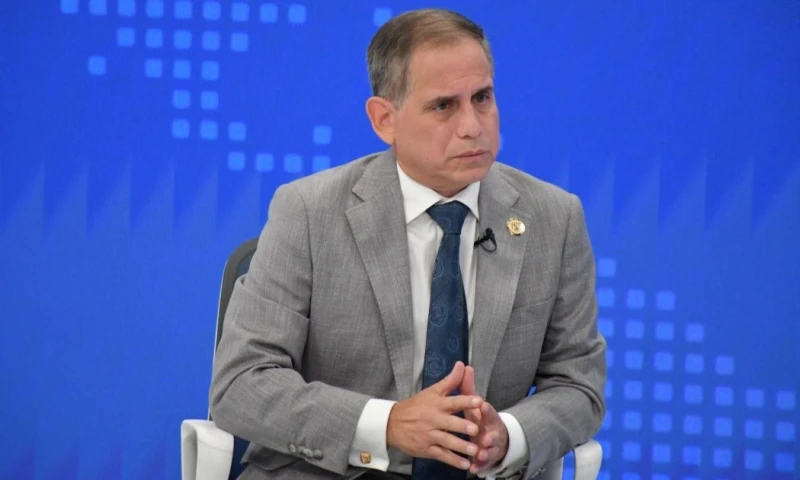 La propuesta apunta a una empresa con participación privada, acceso a nuevas fuentes de financiamiento y mayores mecanismos de rendición de cuentas / Foto: cortesía MAE