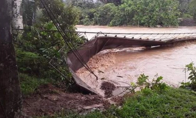 En Pastaza, familias están afectadas por el desbordamiento de cuatro ríos en la selva amazónica. Foto: Fabián Maisanche/ EL COMERCIO  Este contenido ha sido publicado originalmente por Diario EL COMERCIO en la siguiente dirección: https://www.elcomercio.com/actualidad/coe-pastaza-desbordamiento-rios-familias.html. Si está pensando en hacer uso del mismo, por favor, cite la fuente y haga un enlace hacia la nota original de donde usted ha tomado este contenido. ElComercio.com
