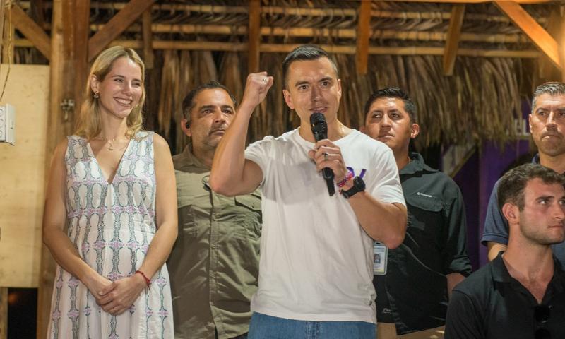 Con el 90,23 % de los votos escrutados, Noboa obtuvo el 52,29 % de los votos frente al 47,71 % de González, una ventaja de 4,58 puntos porcentuales / Foto: EFE