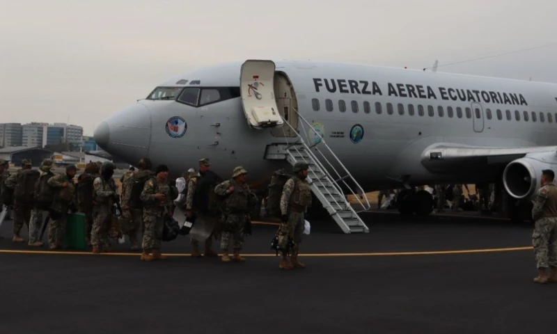 Cientos de soldados continúan llegando a Guayas para reforzar la seguridad / cortesía FF.AA.
