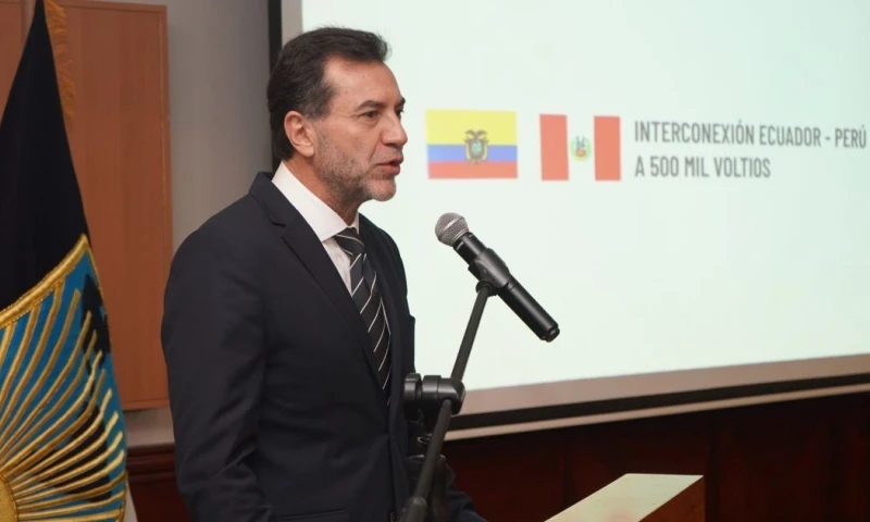 El gerente general de Celec, Antonio Jácome, inauguró el evento / Foto: cortesía Celec