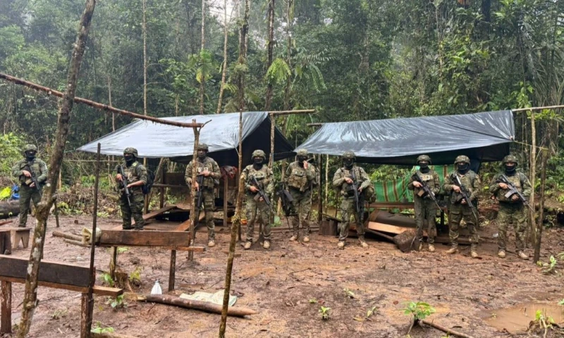 La ofensiva buscó desarticular las redes criminales que financian actividades vinculadas al narcoterrorismo / Foto: cortesía Ejército Ecuatoriano