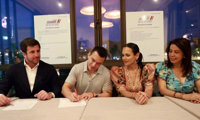 El plan contempla la construcción de parques solares fotovoltaicos con capacidad superior a 600 MW / Foto: cortesía Ministerio de Energía y Minas