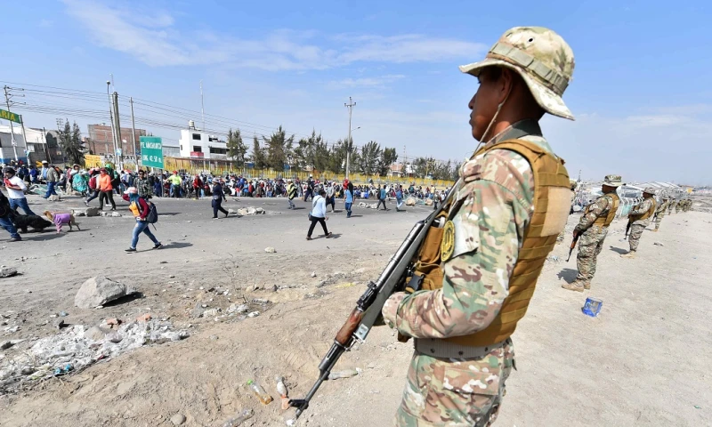 La Cancillería indicó en un comunicado que tanto la Embajada como el Consulado de Ecuador en Perú mantienen contacto permanente con los ecuatorianos / Foto: EFE