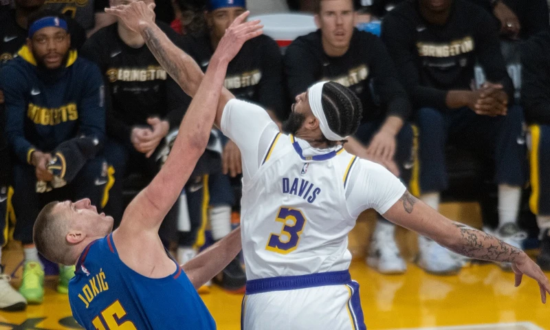 Los Denver Nuggets sellaron este lunes la clasificación para sus primeras Finales de la NBA / Foto: EFE