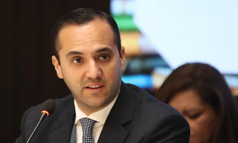 El canciller indicó que la revisión técnica y legal del tratado de libre comercio ya finalizó por parte de Ecuador, y se espera que haga lo propio China / Foto: EFE