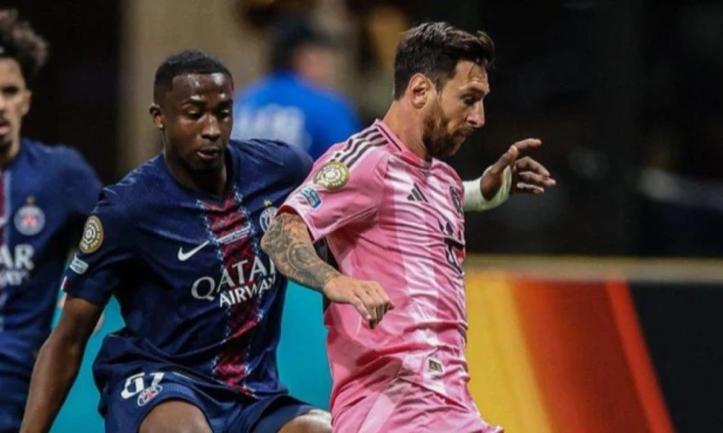 Willian Pacho mantuvo un duelo cerrado con Lionel Messi / Foto: cortesía William Pacho