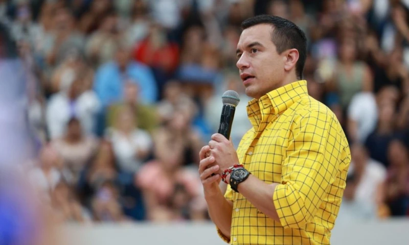 Según Noboa, en el último año y medio también se registra un incremento del 25 % en los depósitos de los bancos / Foto: cortesía Presidencia 