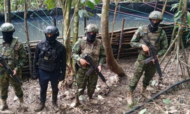 El tráfico de combustibles es uno de los principales problemas en Sucumbíos / Foto: cortesía FF.AA.